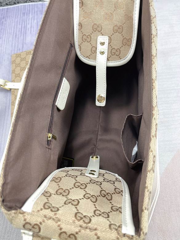 Gucci  42x30x15cm CX (7)